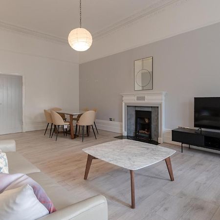 Kensington 2 Bed 2 Bath Apartment For 5 Guests Londres Extérieur photo