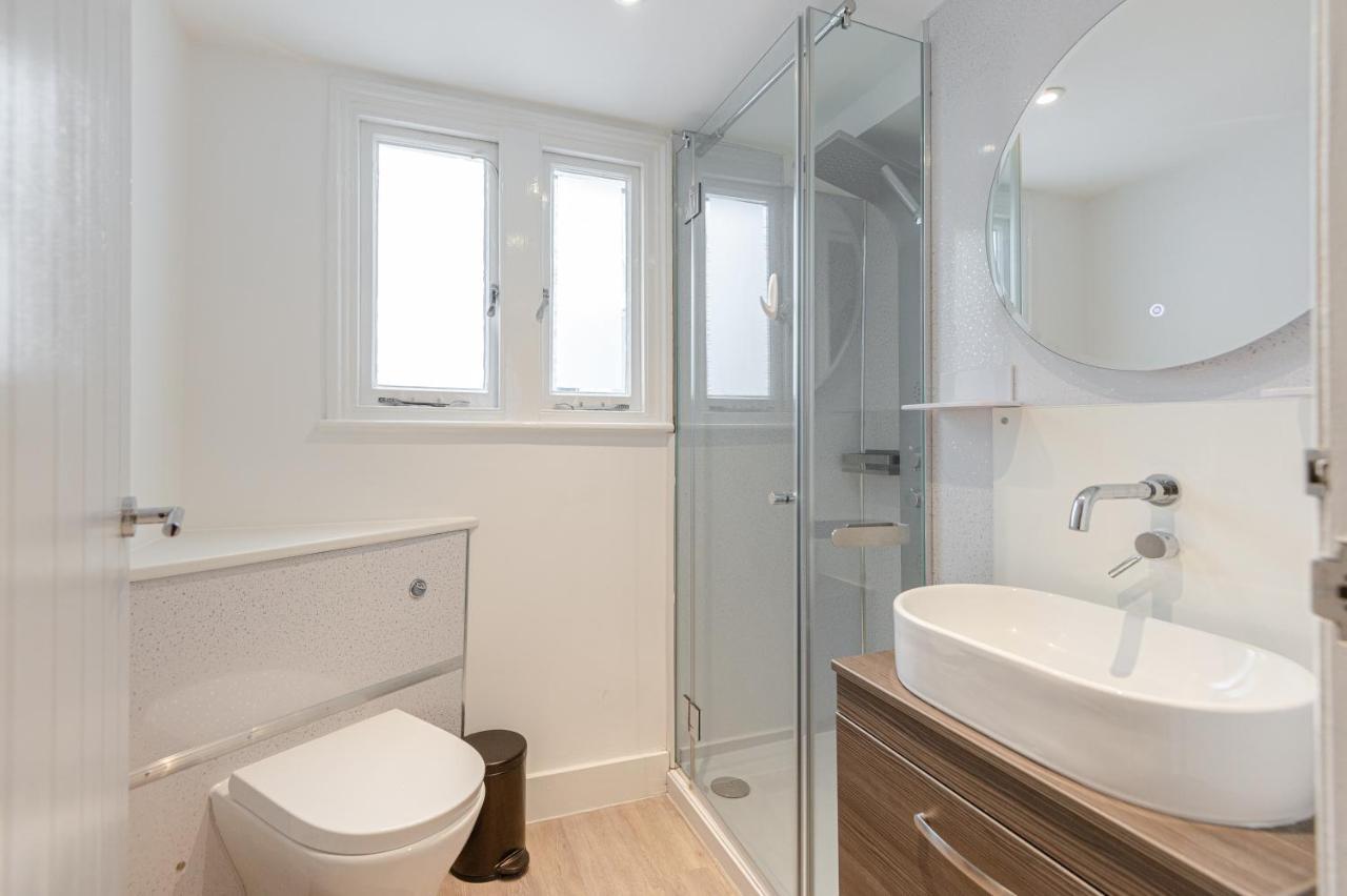 Kensington 2 Bed 2 Bath Apartment For 5 Guests Londres Extérieur photo